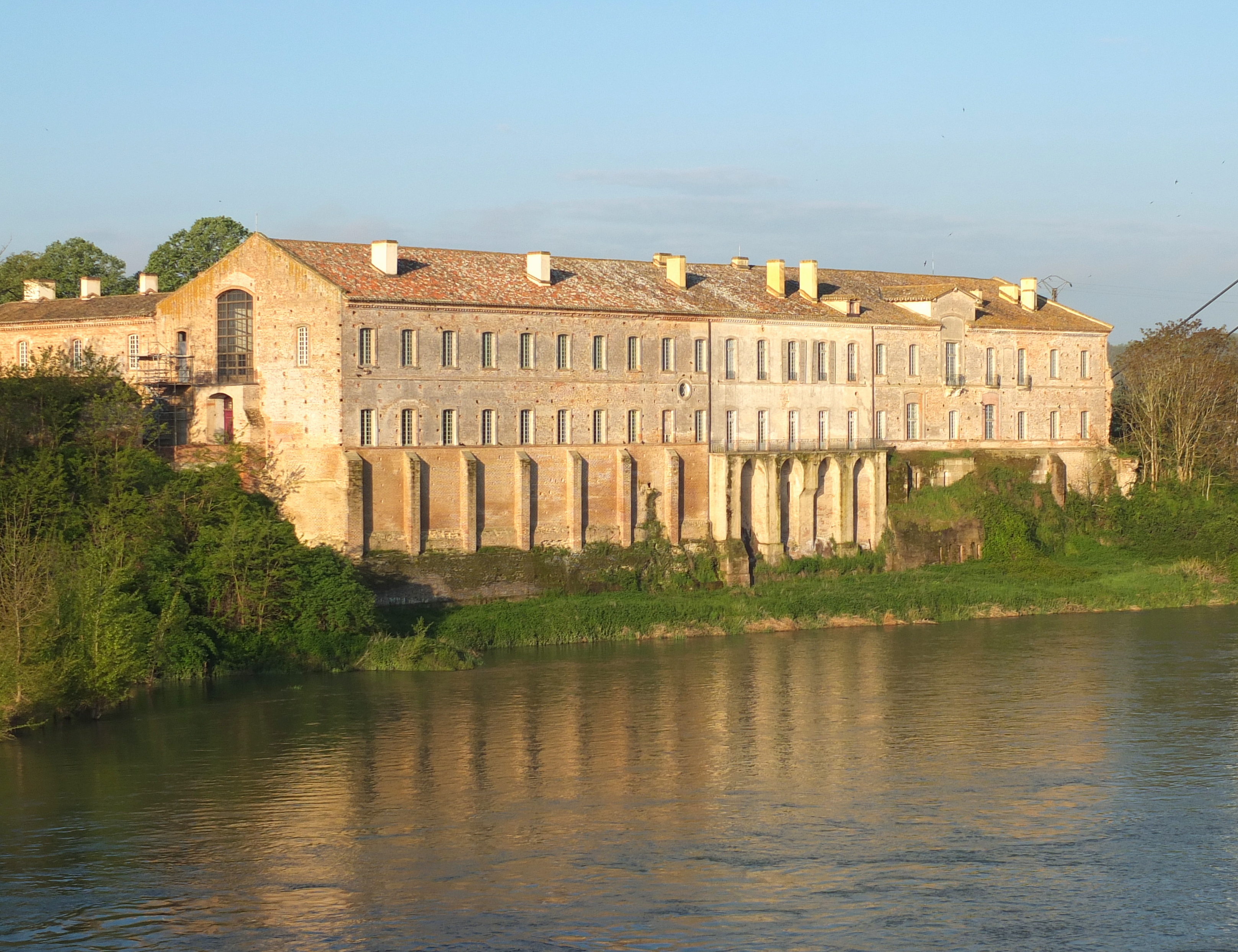 Abbaye de Belleperche